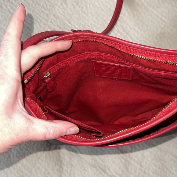 Coach crossbody - Picture 4 of 8